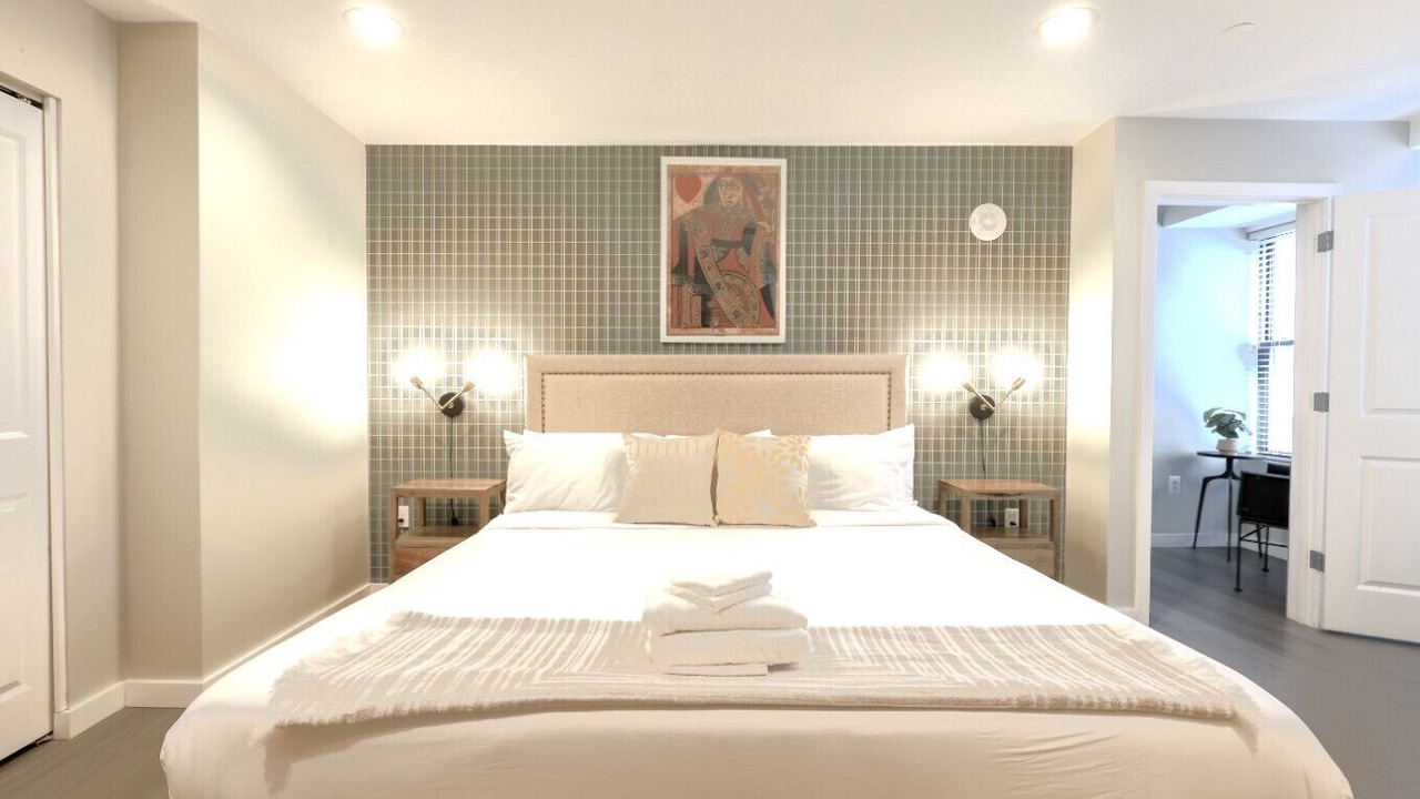 Photo of Bedroom in Boston Financial District