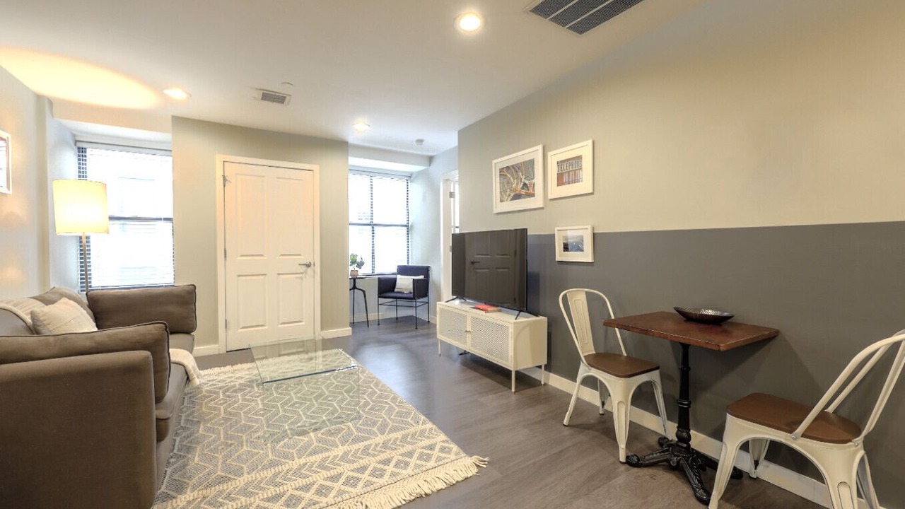 Photo of Livingroom in Boston Financial District