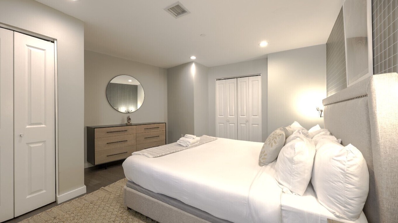 Photo of Bedroom in Boston Financial District