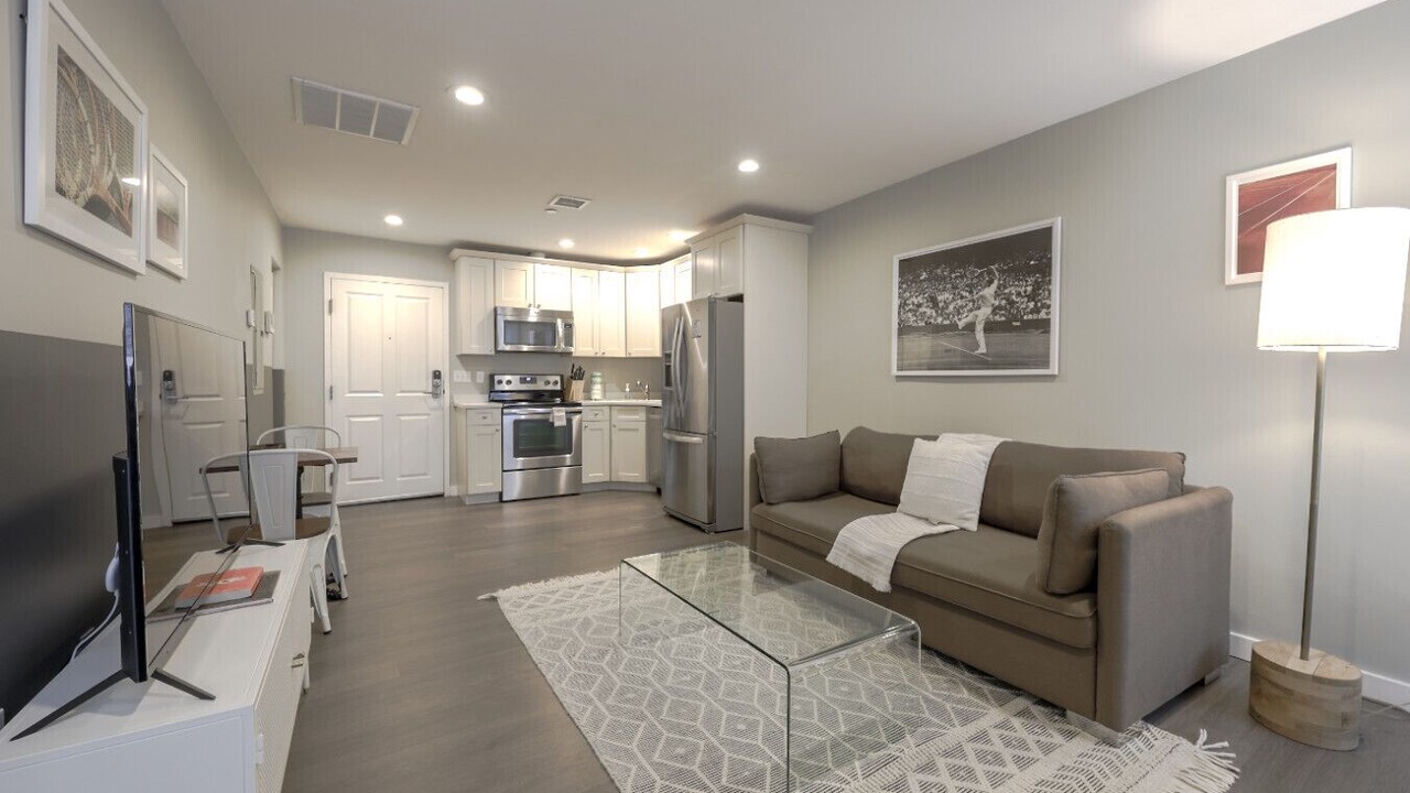 Photo of Livingroom in Boston Financial District