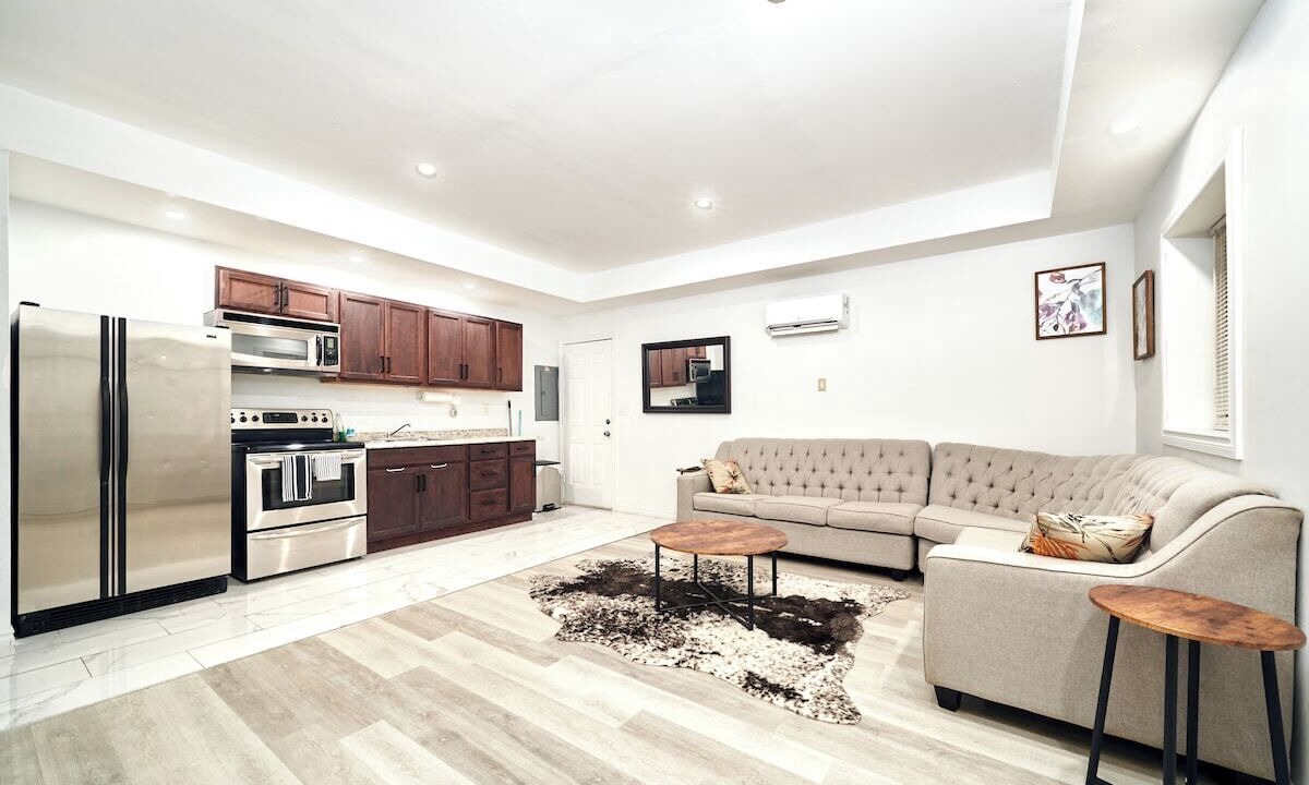 Photo of Livingroom in Walkerville
