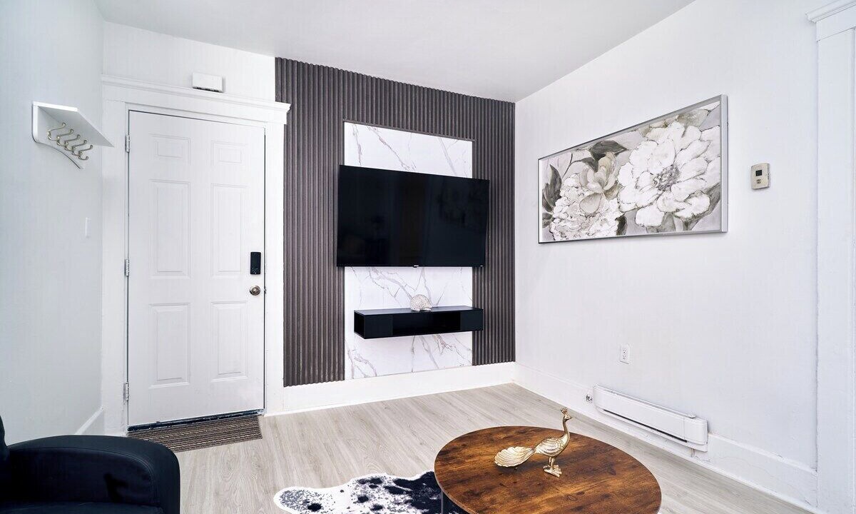 Photo of Livingroom in Walkerville