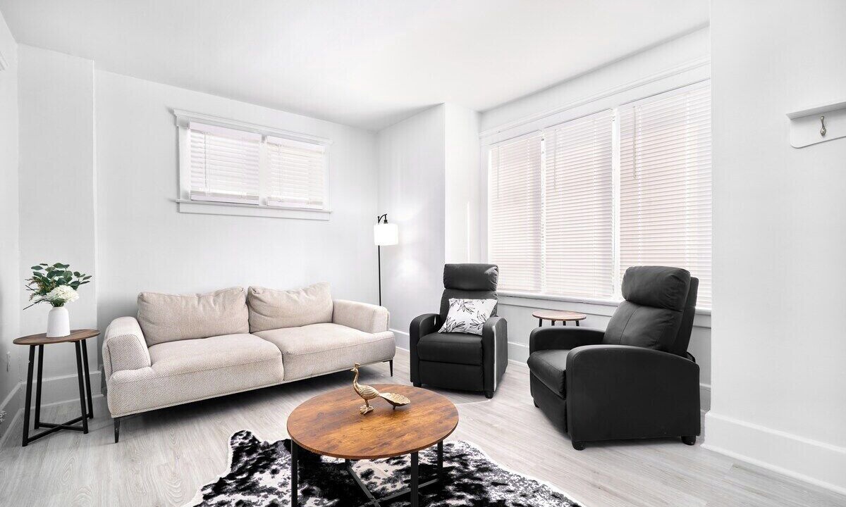 Photo of Livingroom in Walkerville