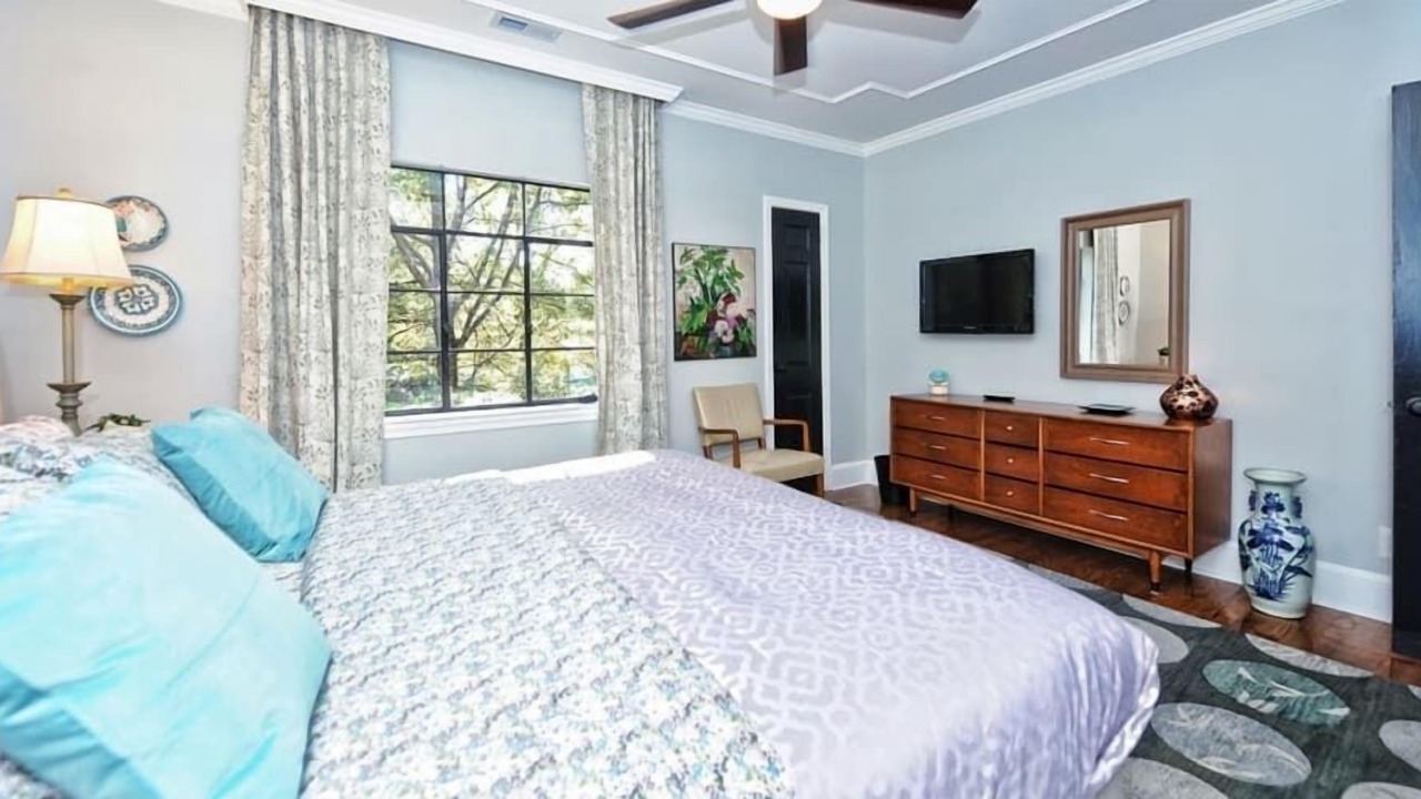 Photo of Bedroom in Myers Park