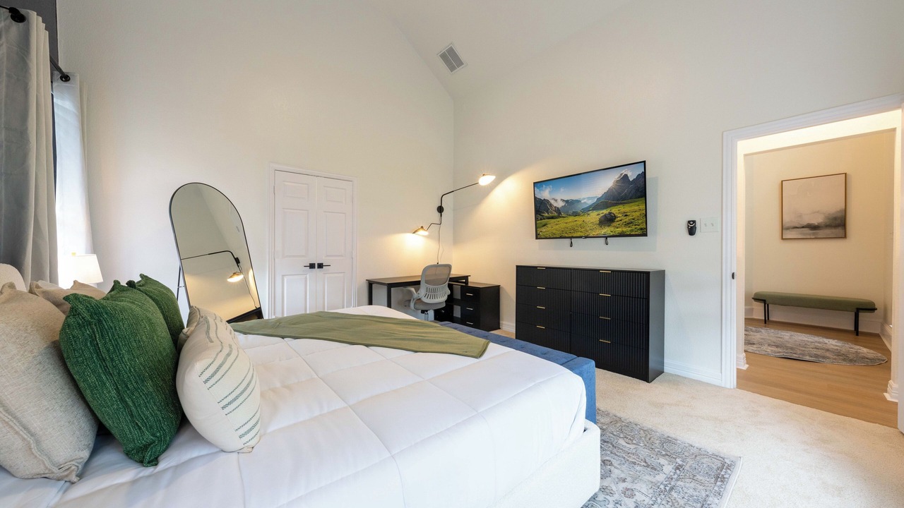 Photo of Bedroom in Allen
