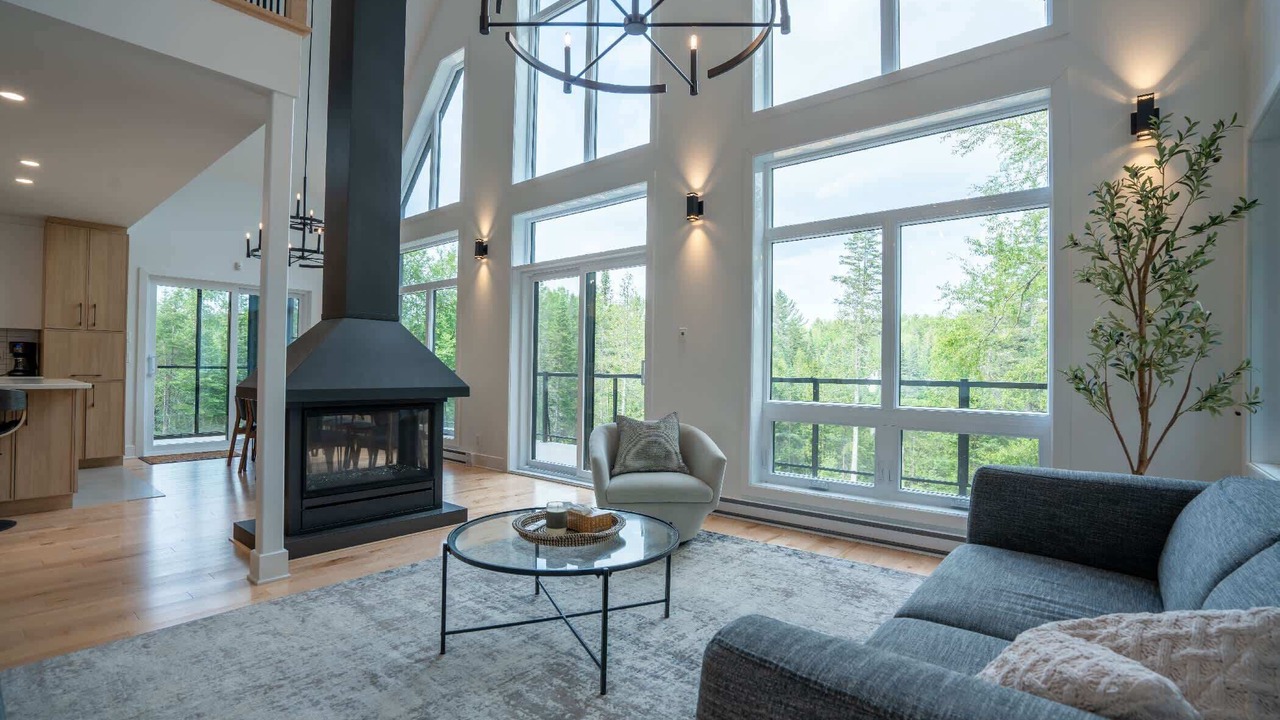 Photo of Livingroom in Saint-Alphonse-Rodriguez