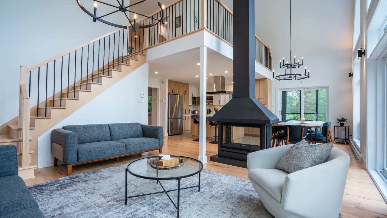 Photo of Livingroom in Saint-Alphonse-Rodriguez