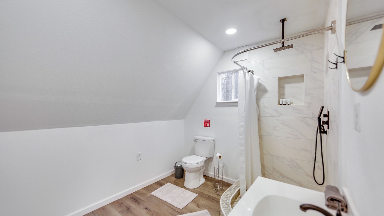 Photo of Bathroom in Wood County