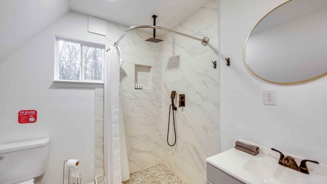 Photo of Bathroom in Wood County