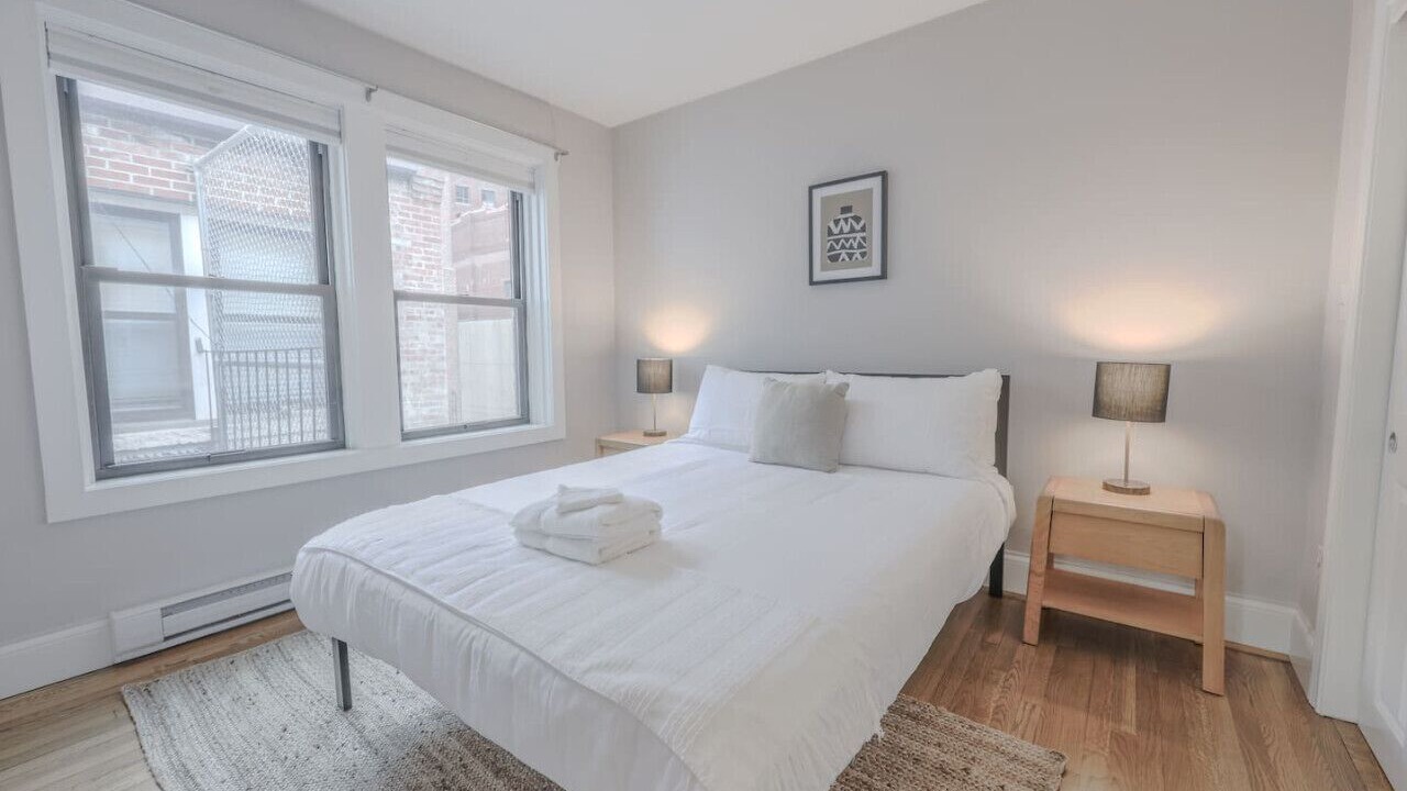 Photo of Bedroom in Theatre District