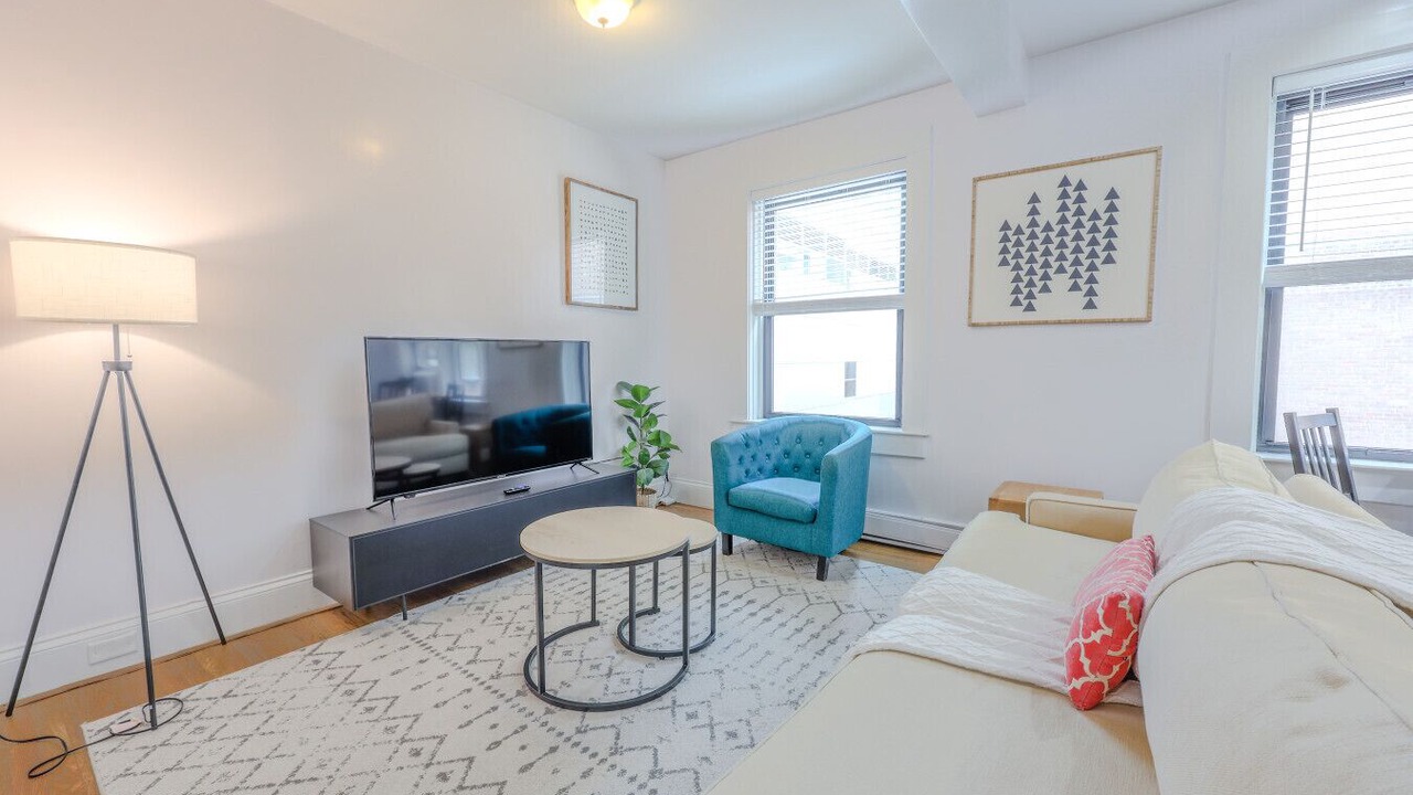 Photo of Livingroom in Shawmut