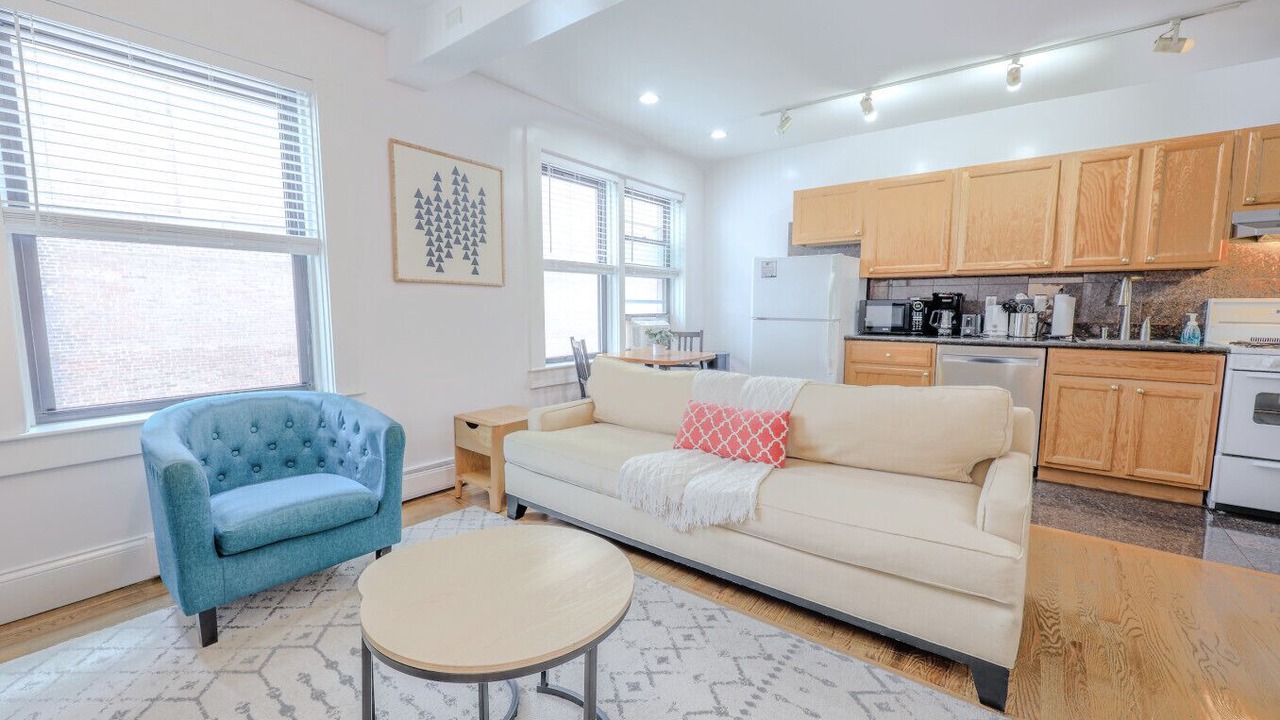 Photo of Livingroom in Shawmut