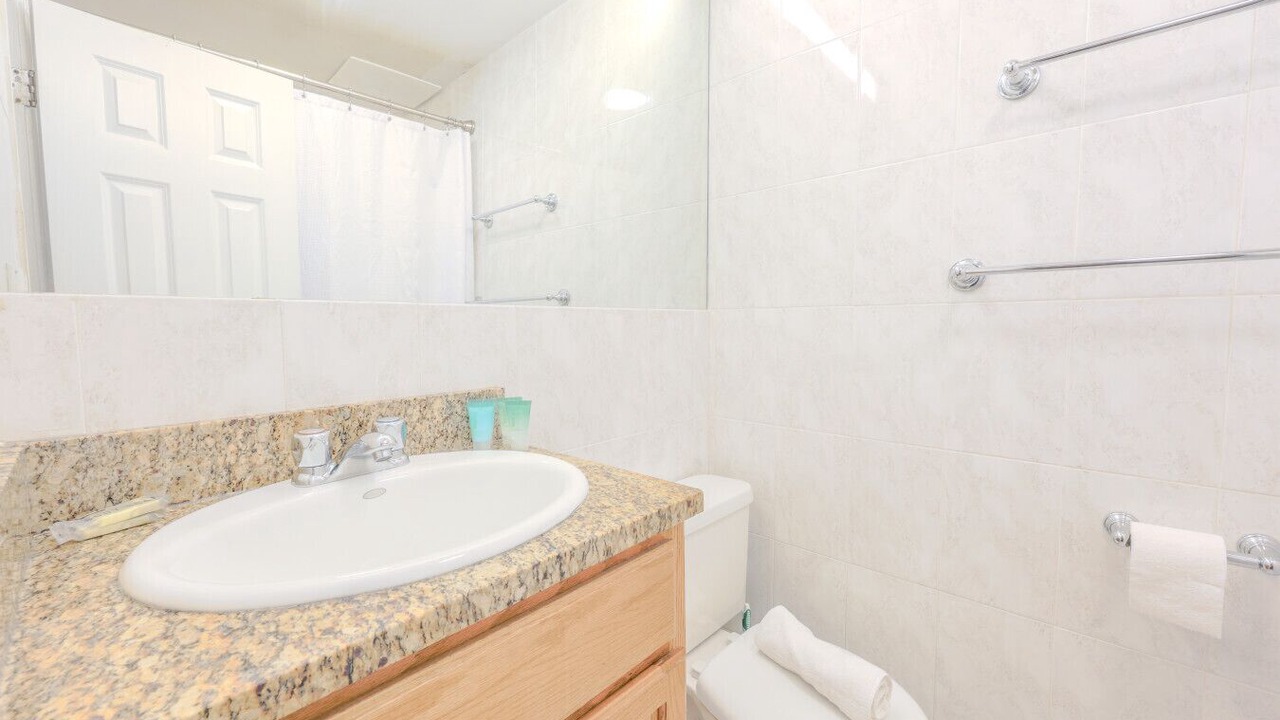 Photo of Bathroom in Shawmut