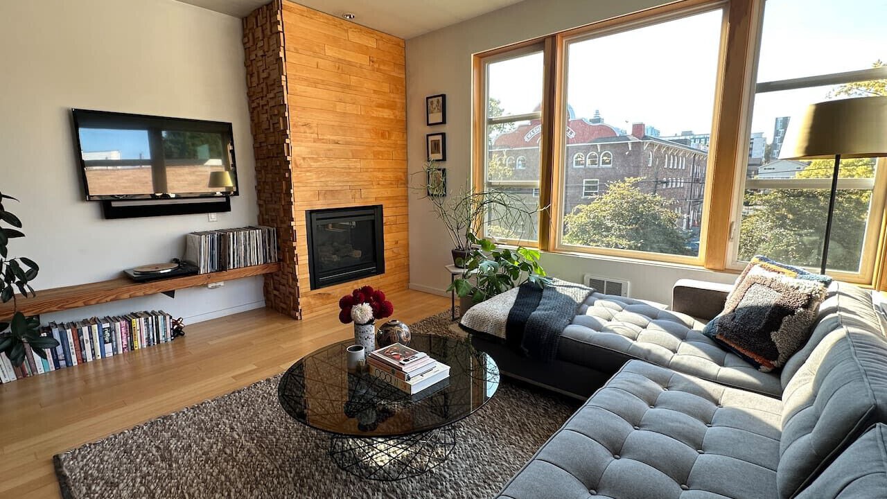 Photo of Livingroom in Squire Park
