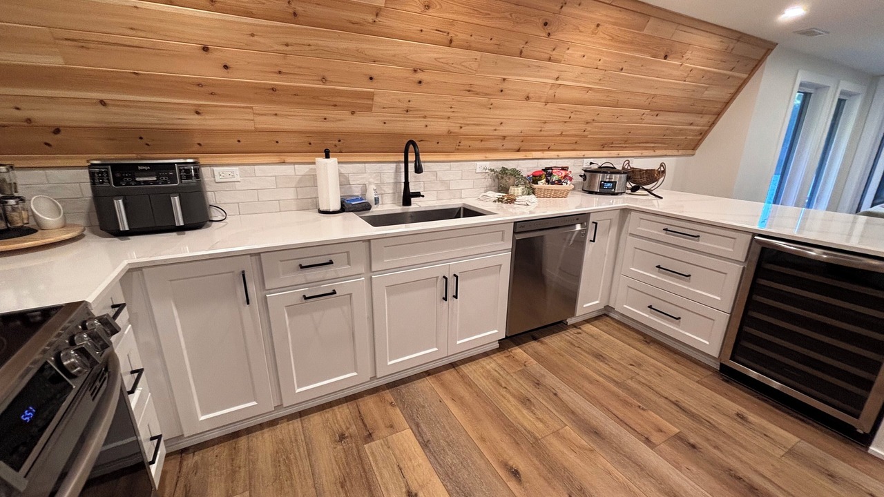 Photo of Kitchen in Algonquin Highlands