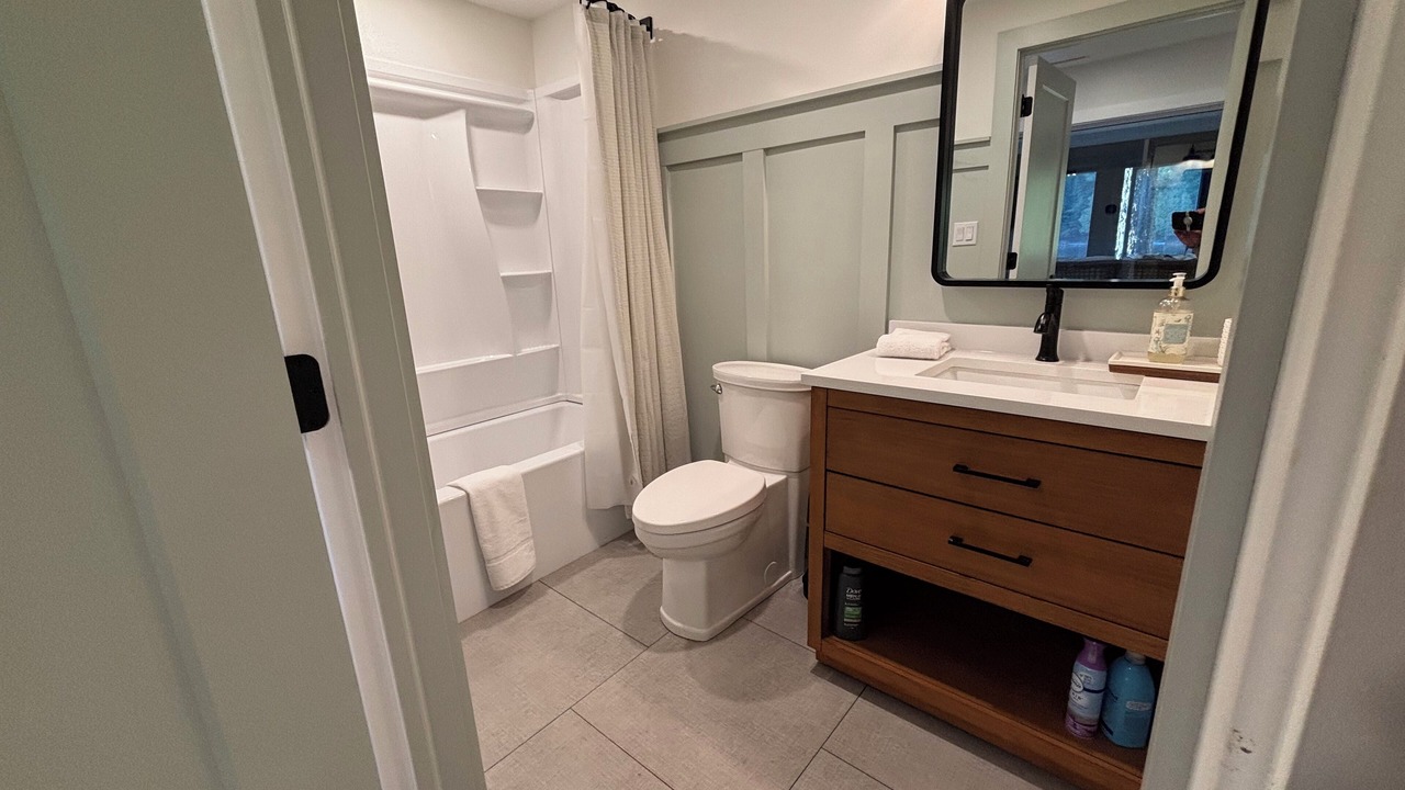 Photo of Bathroom in Algonquin Highlands
