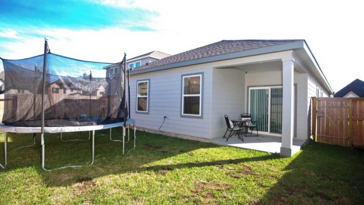 Photo of Patio Balcony in New Caney