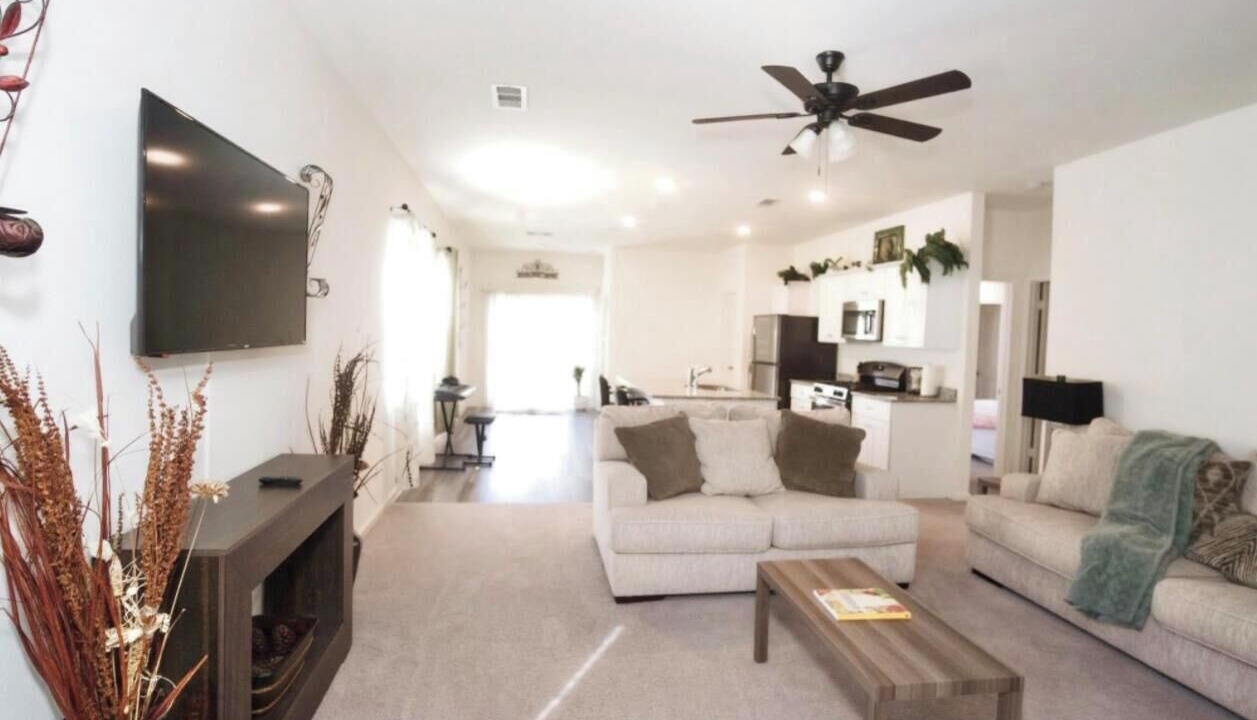 Photo of Livingroom in New Caney