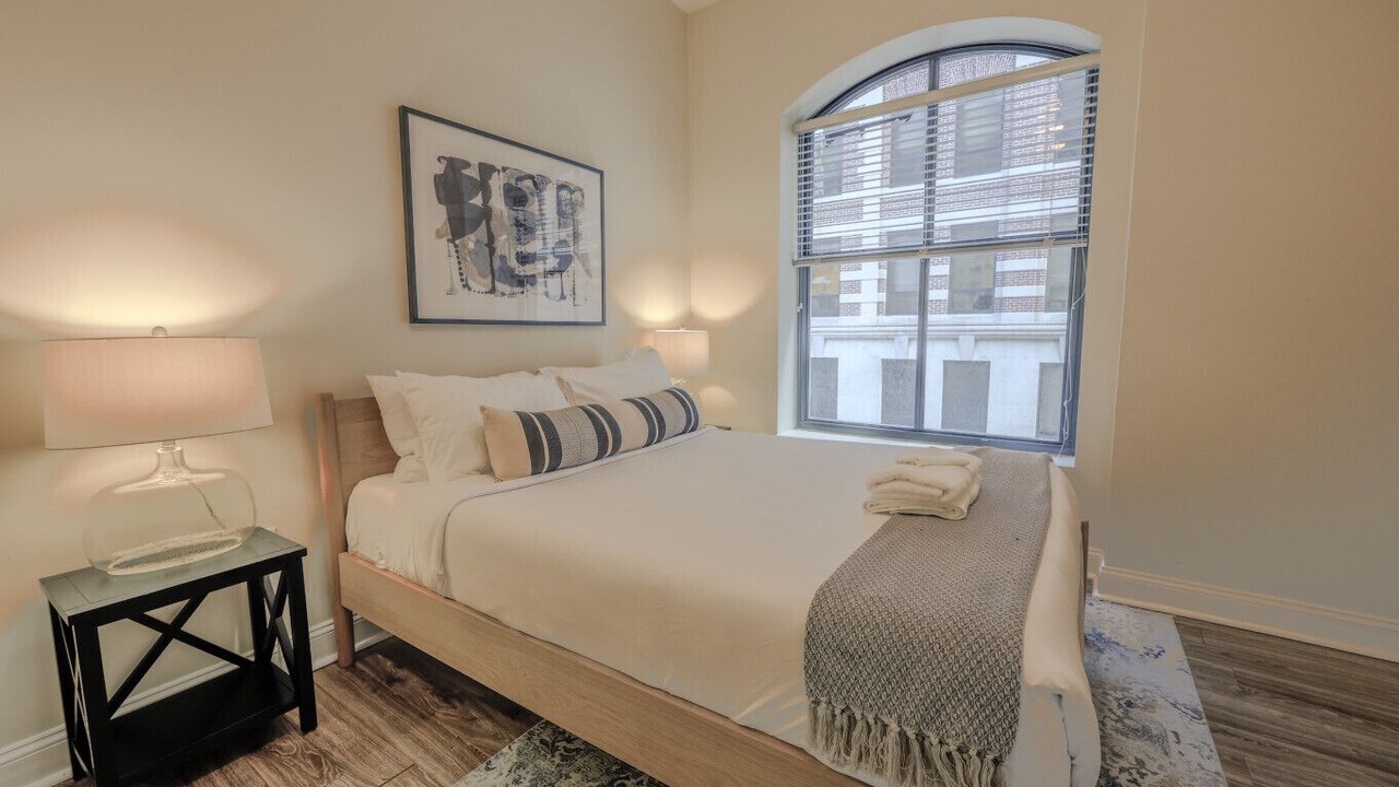 Photo of Bedroom in Boston Financial District