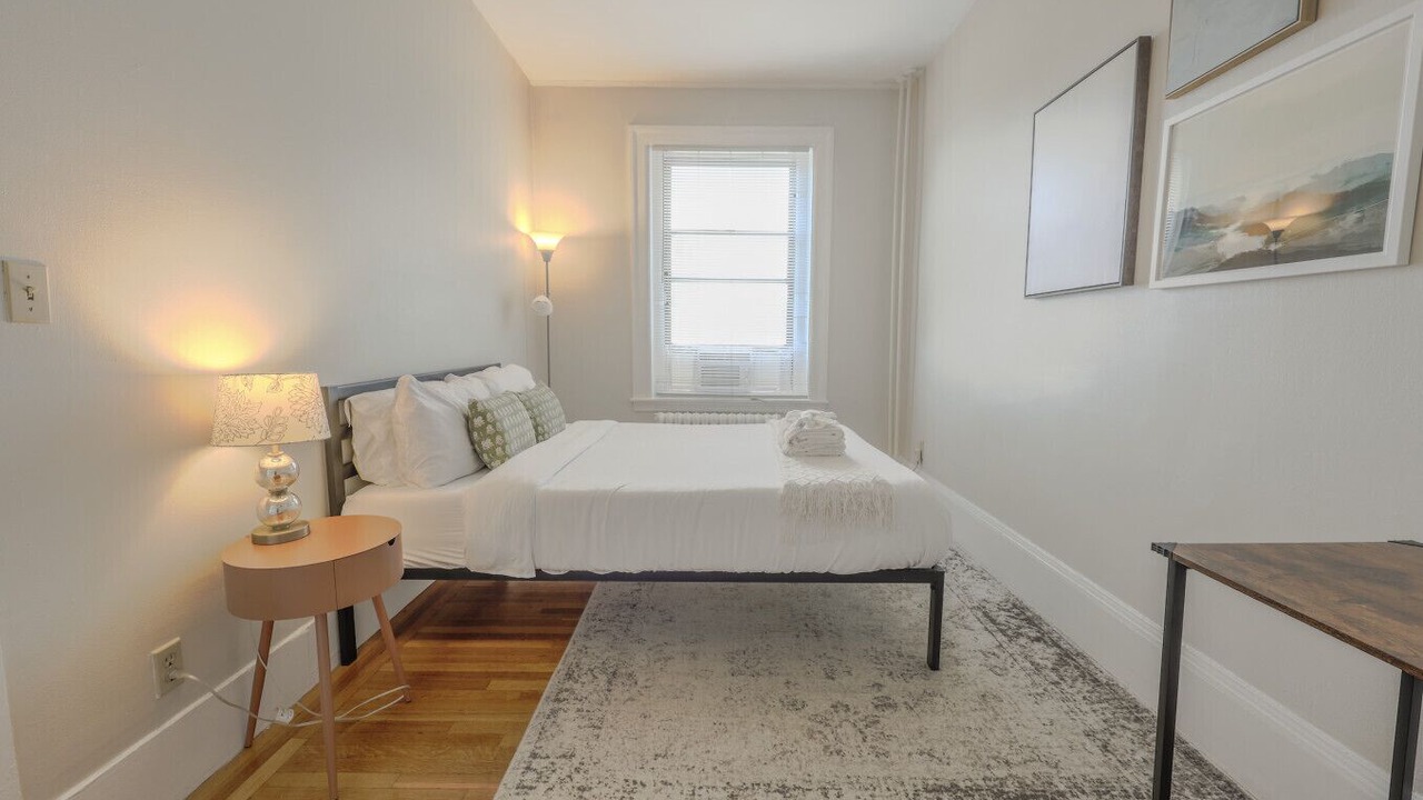 Photo of Bedroom in Fenway–Kenmore