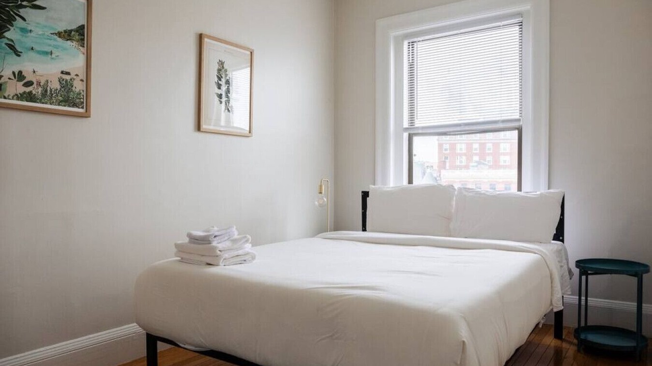 Photo of Bedroom in Fenway–Kenmore