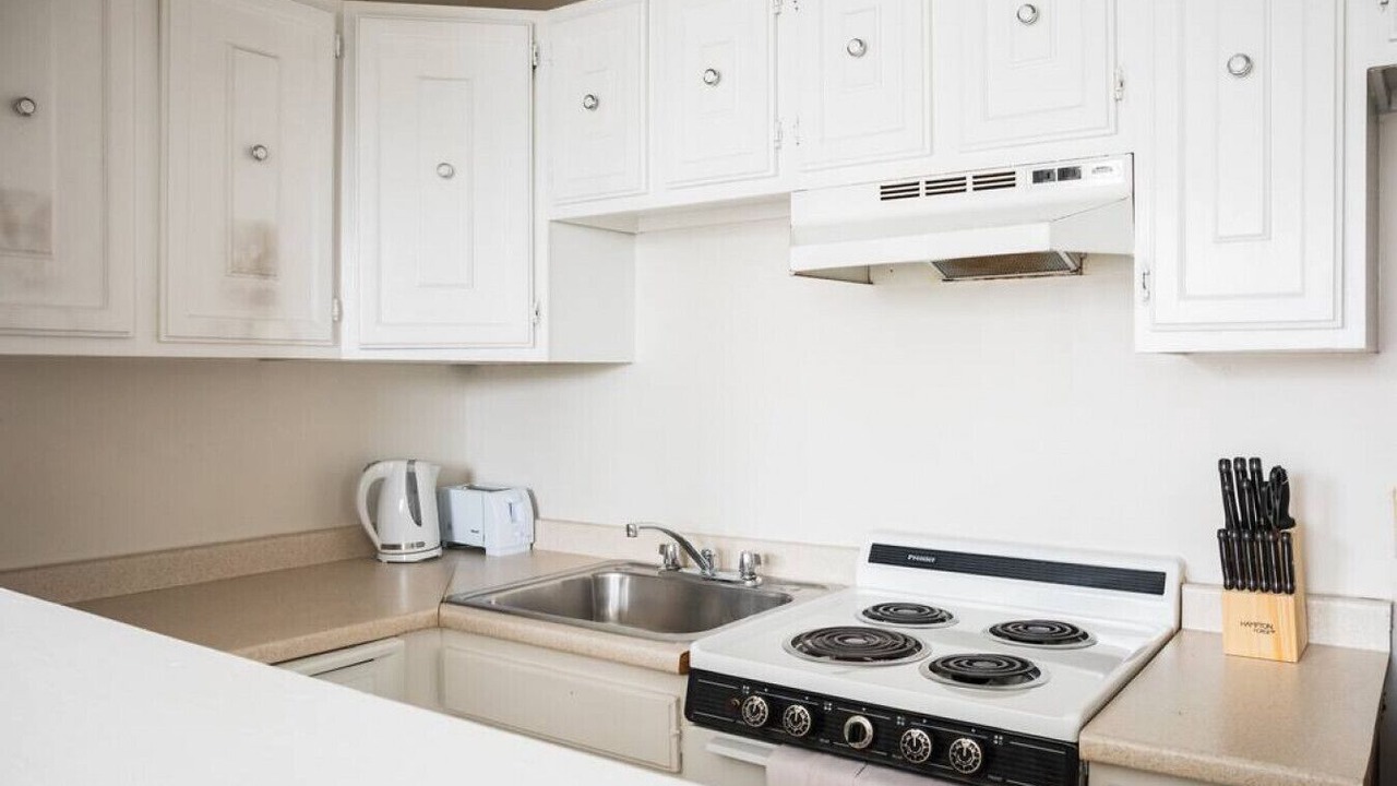 Photo of Kitchen in Fenway–Kenmore