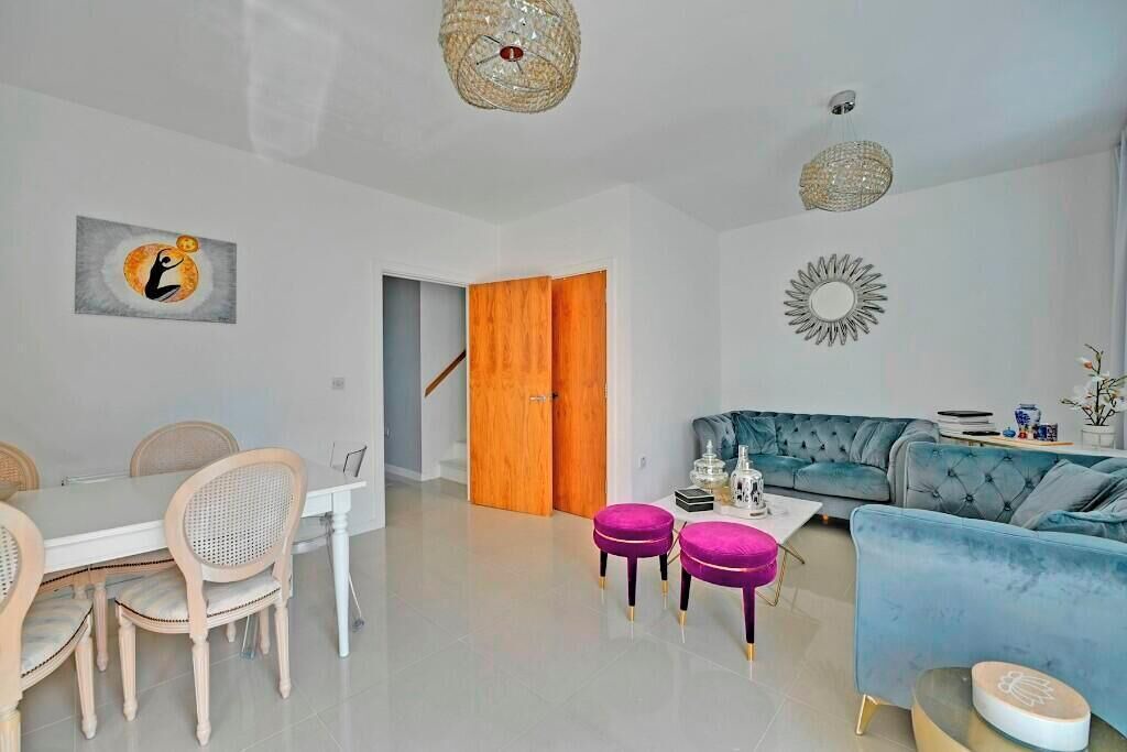 Photo of Livingroom in Thames