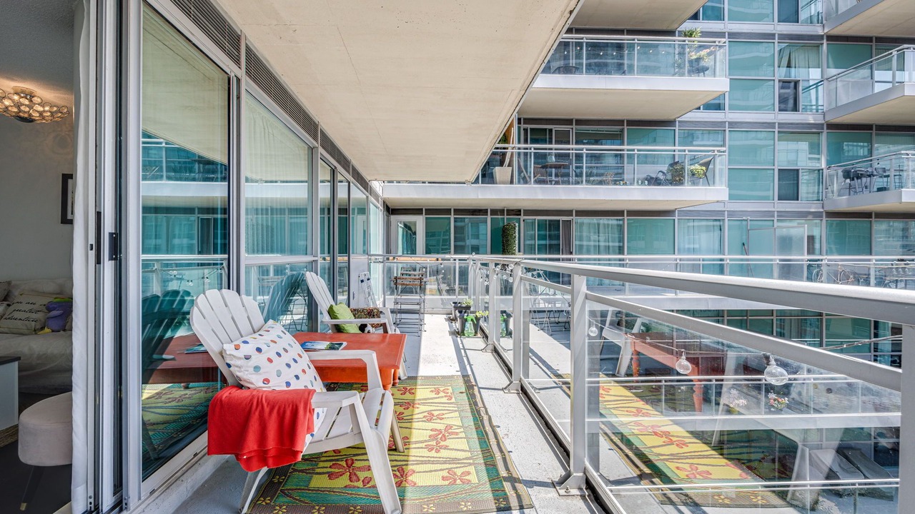 Photo of Outdoor in King West Village