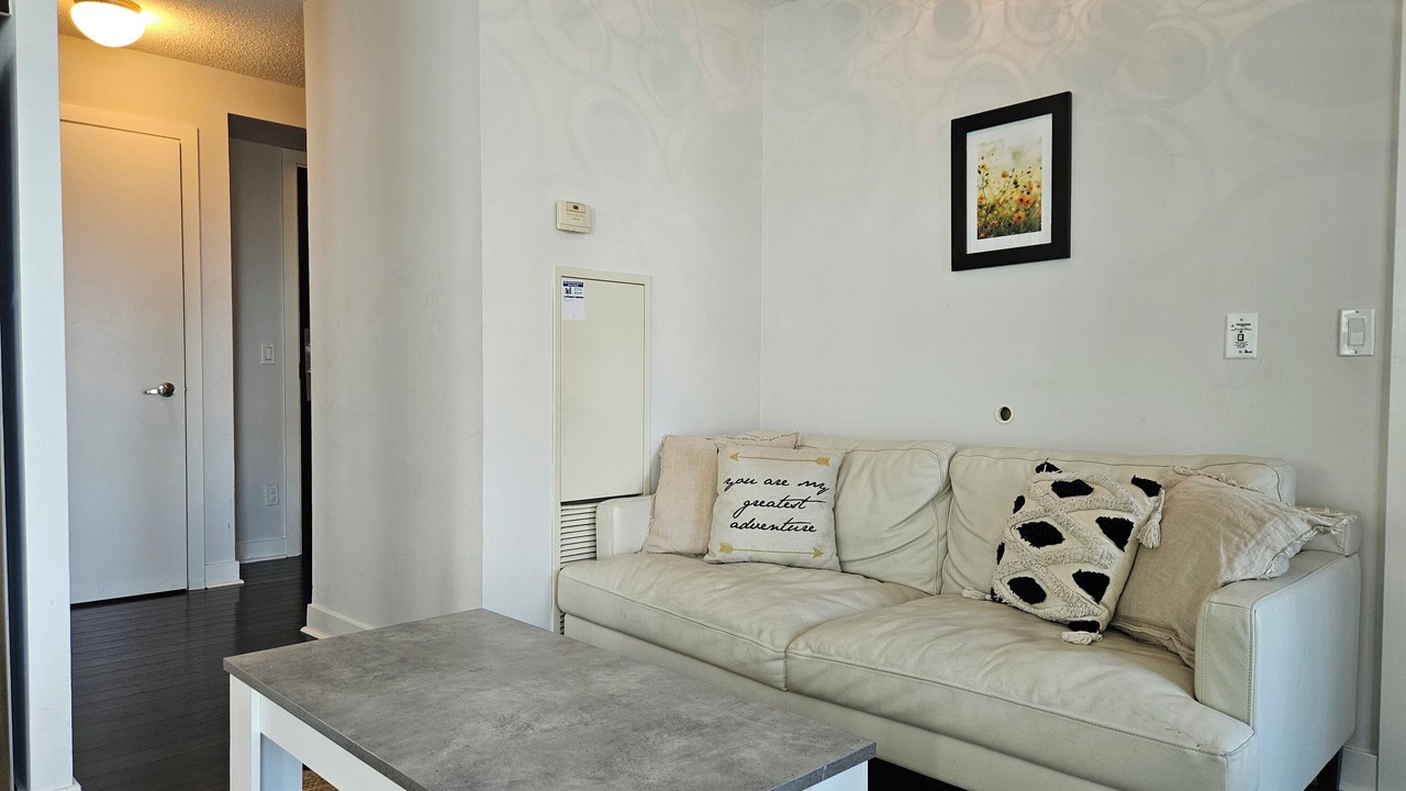 Photo of Livingroom in King West Village