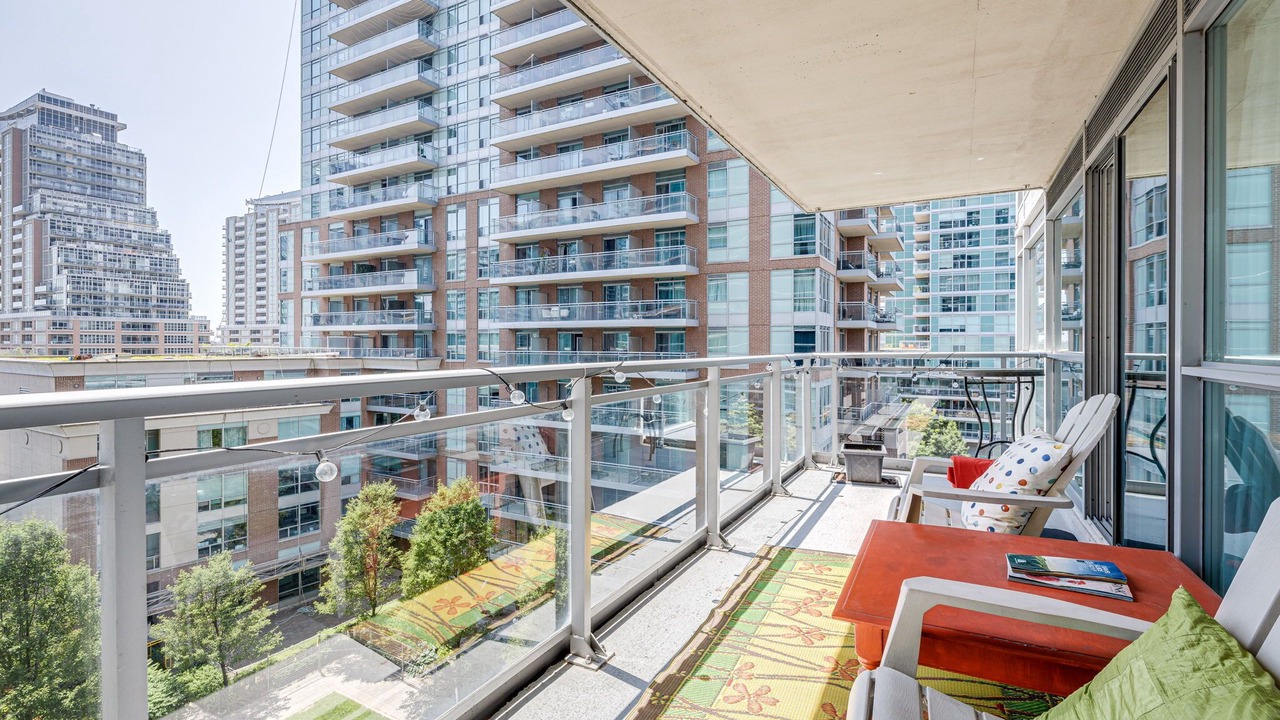 Photo of Outdoor in King West Village