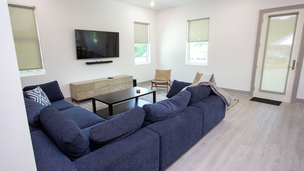 Photo of Livingroom in Carrabelle