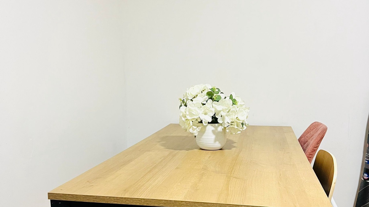 Photo of Others in Thames