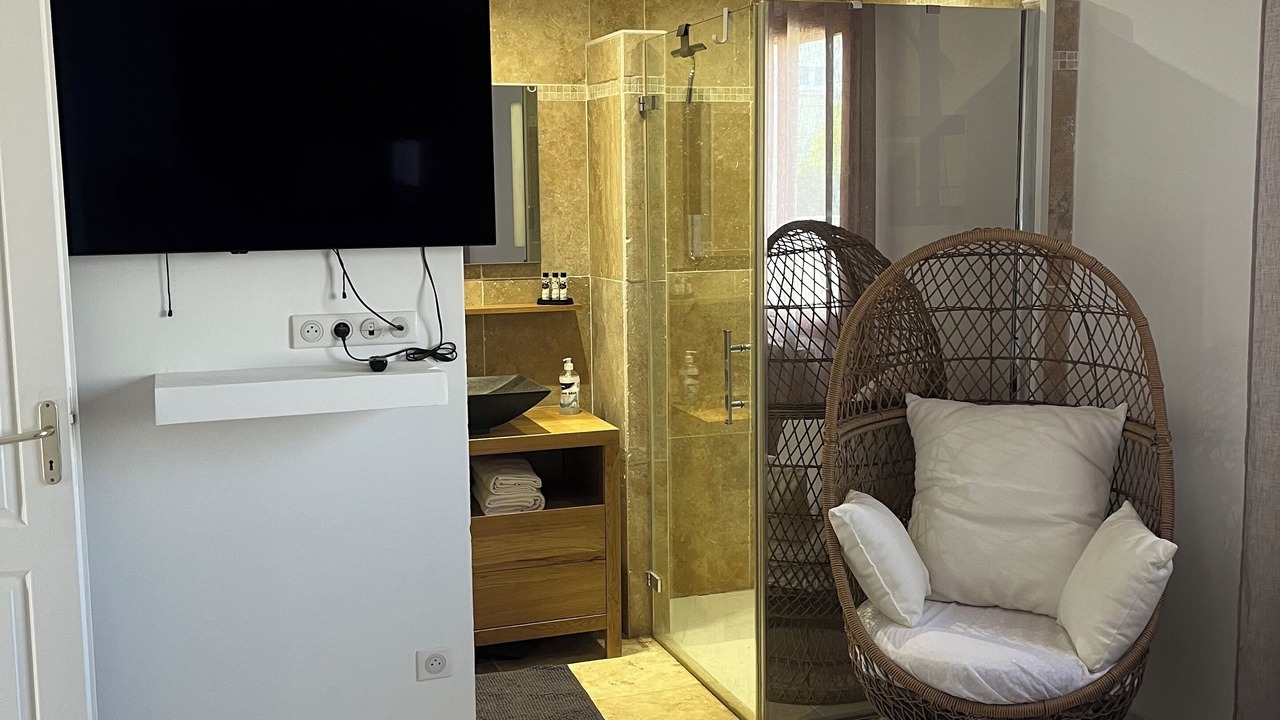 Photo of Bedroom in Vic-la-Gardiole