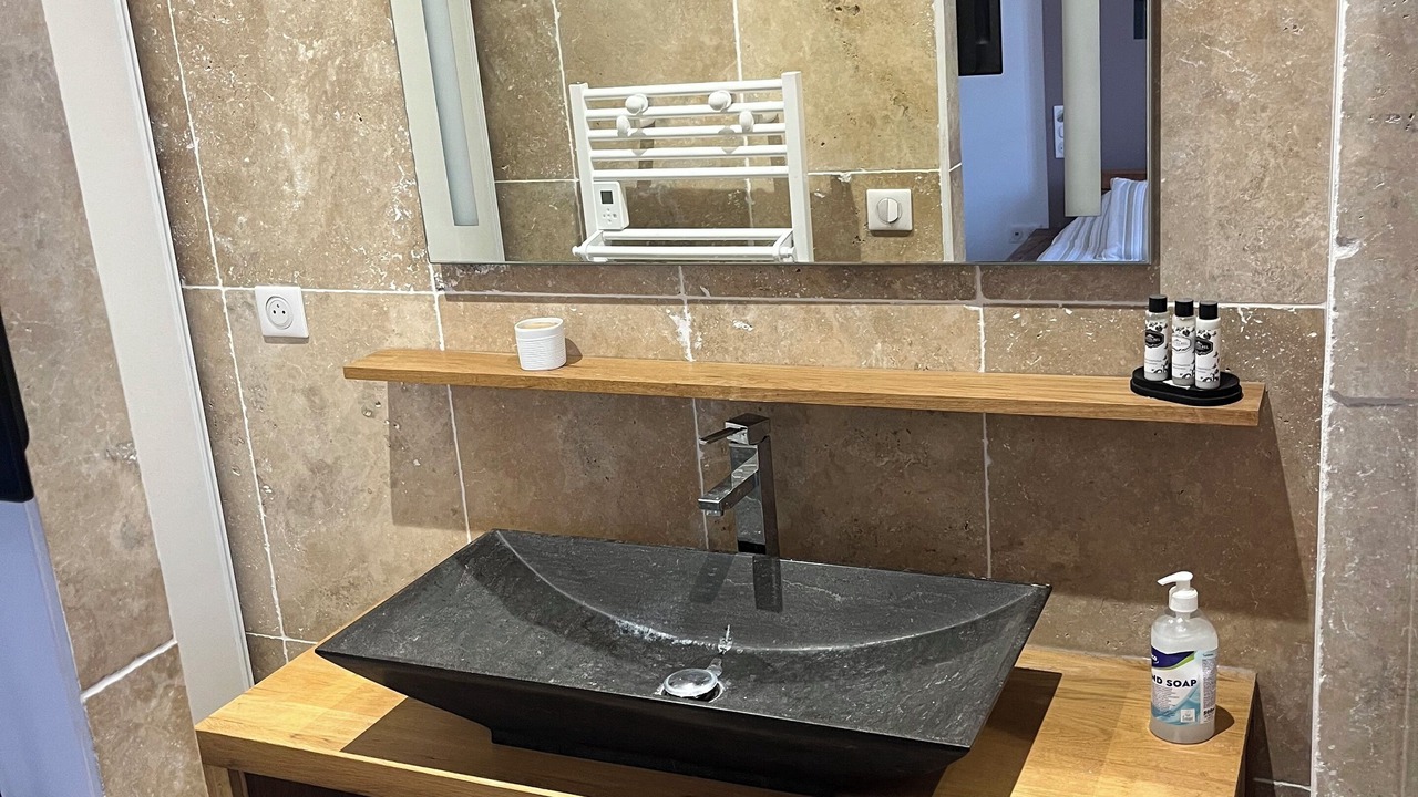 Photo of Bathroom in Vic-la-Gardiole