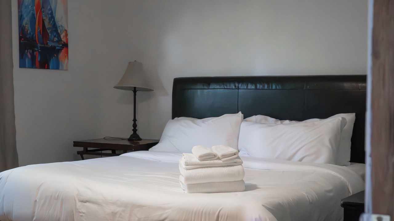 Photo of Bedroom in Lambton Shores