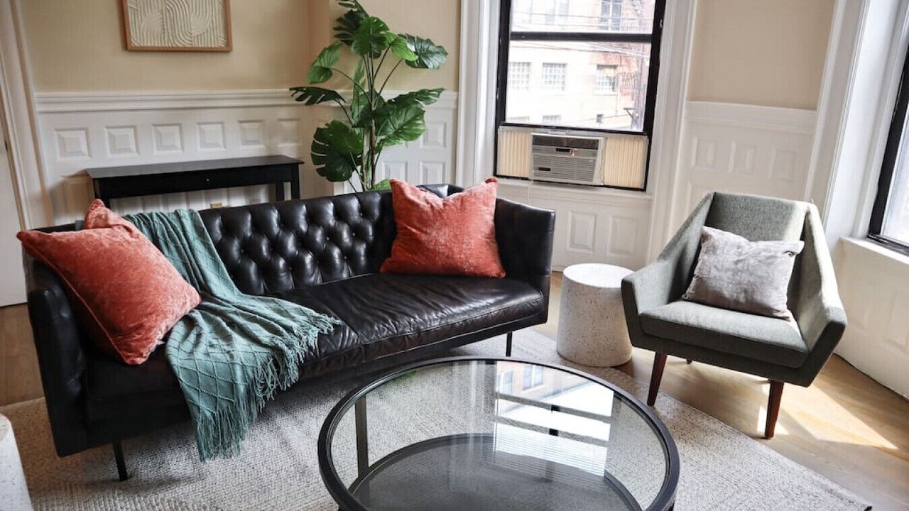 Photo of Livingroom in Fenway–Kenmore