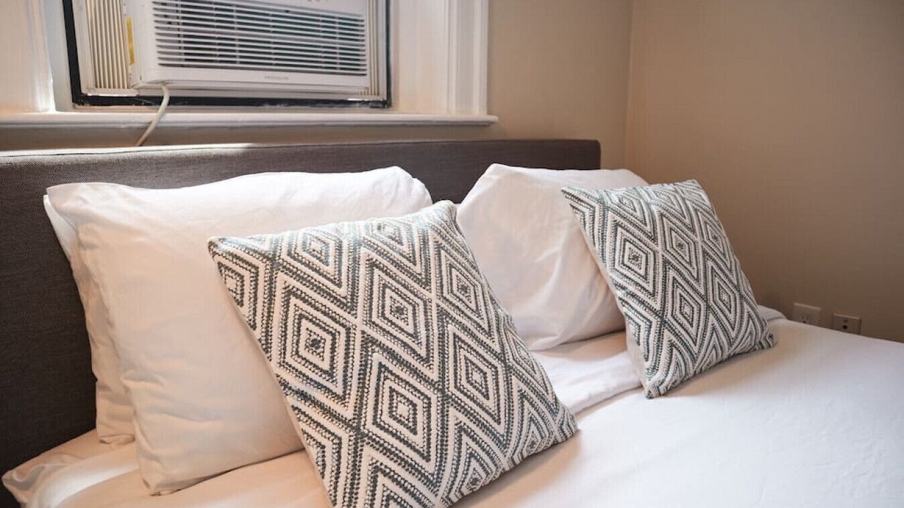 Photo of Bedroom in Fenway–Kenmore