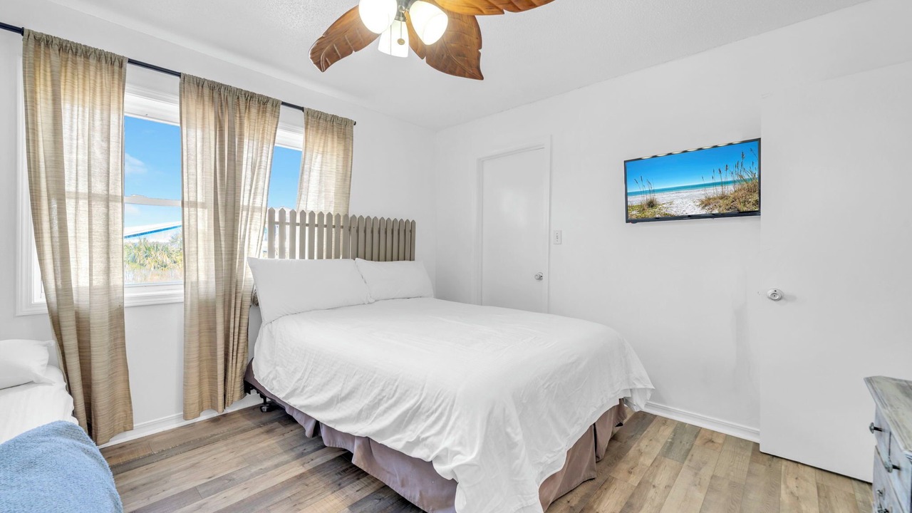 Photo of Bedroom in Delos