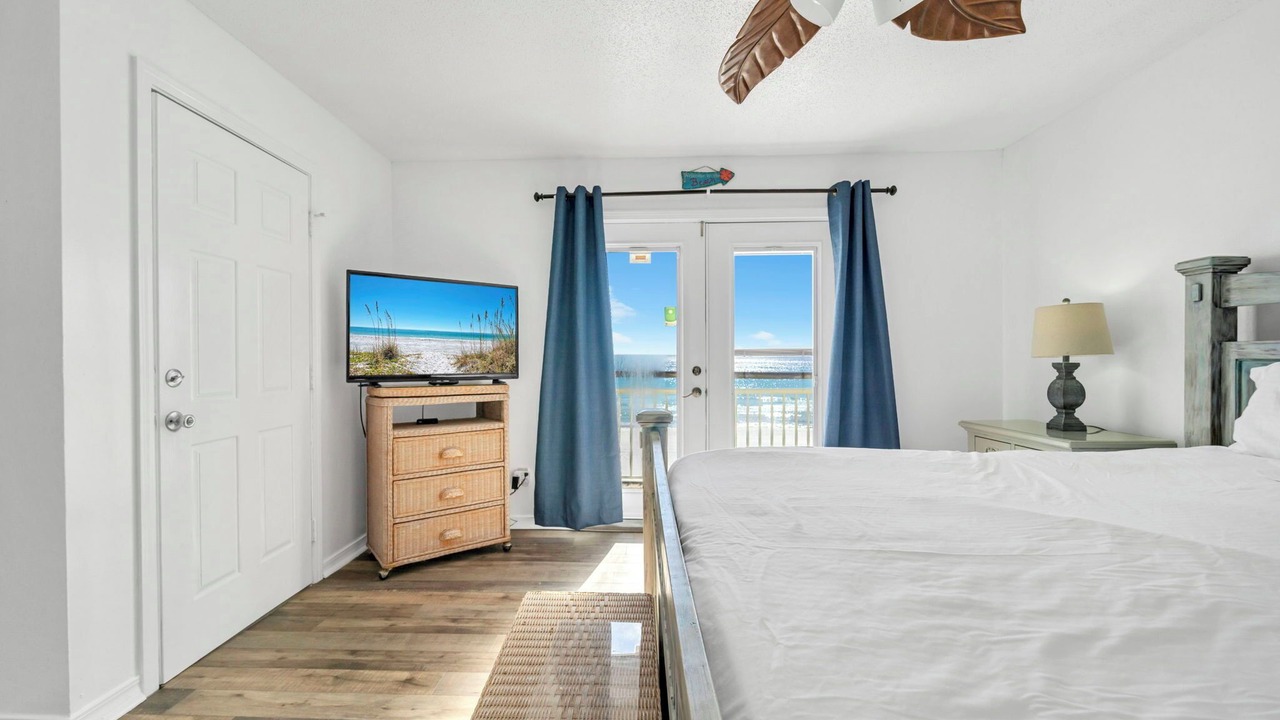 Photo of Bedroom in Delos