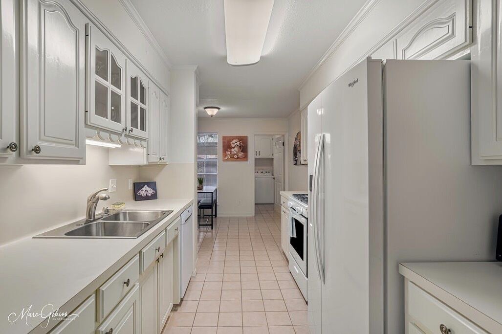 Photo of Kitchen in Springlake