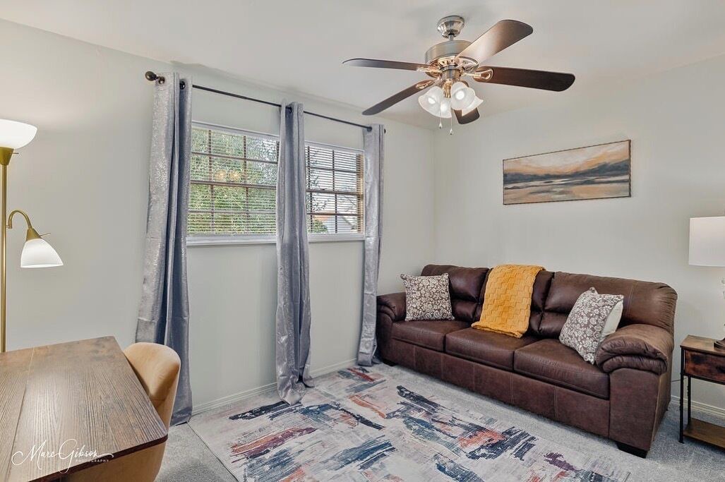 Photo of Livingroom in Springlake