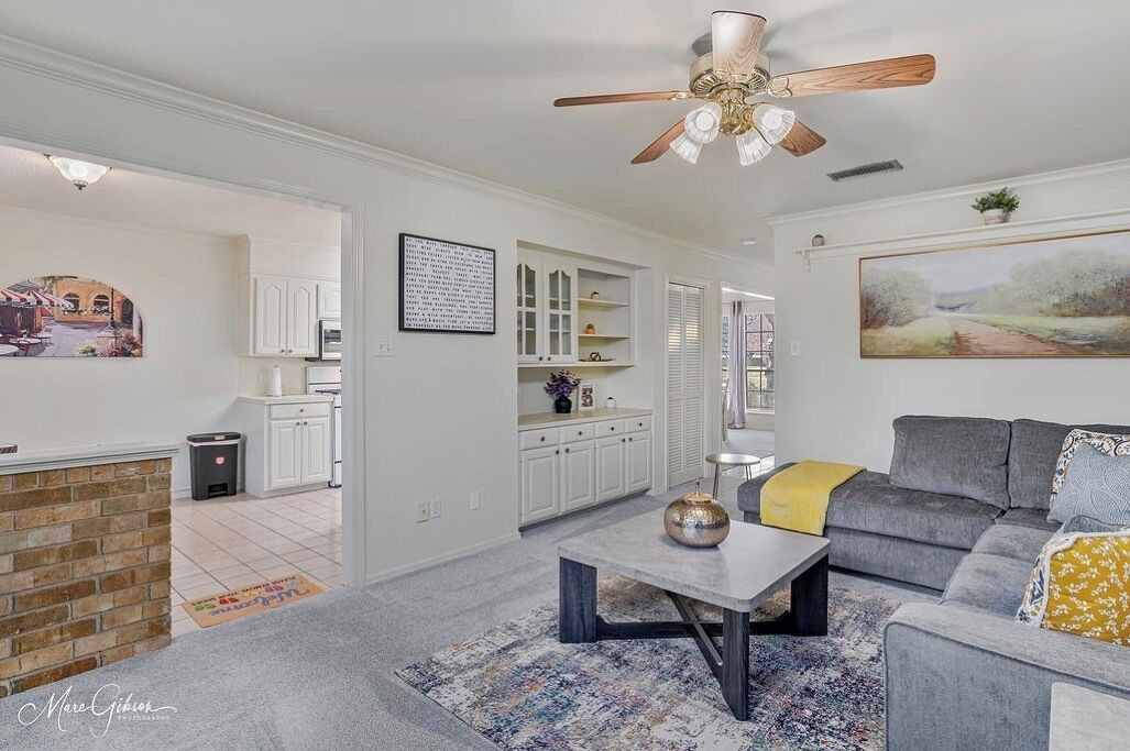 Photo of Livingroom in Springlake