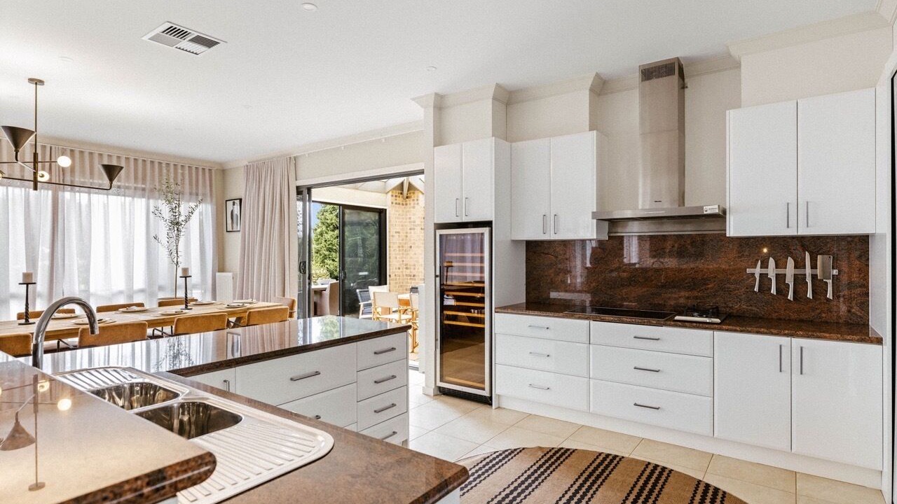 Photo of Kitchen in Tuerong