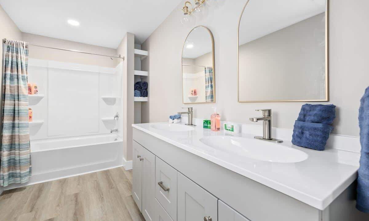 Photo of Bathroom in Cherry Grove Beach