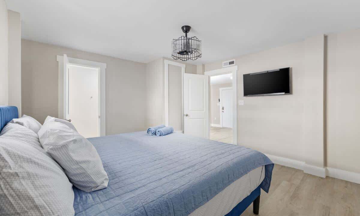 Photo of Bedroom in Cherry Grove Beach