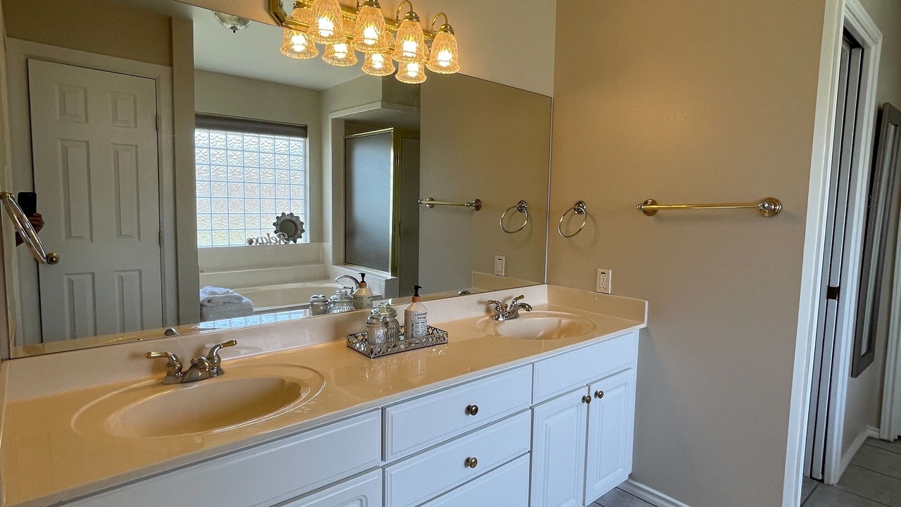 Photo of Bathroom in Leon Valley
