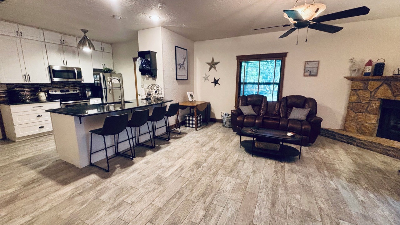 Photo of Livingroom in Palo Pinto County