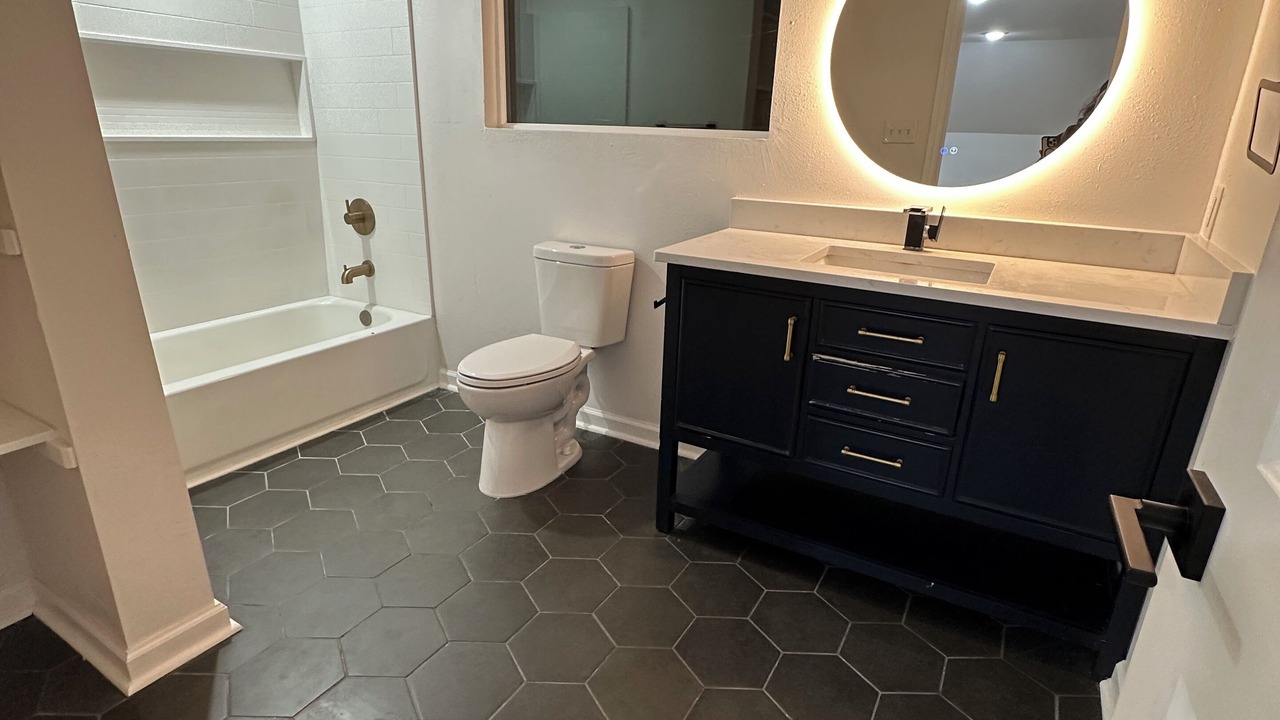 Photo of Bathroom in Hondo