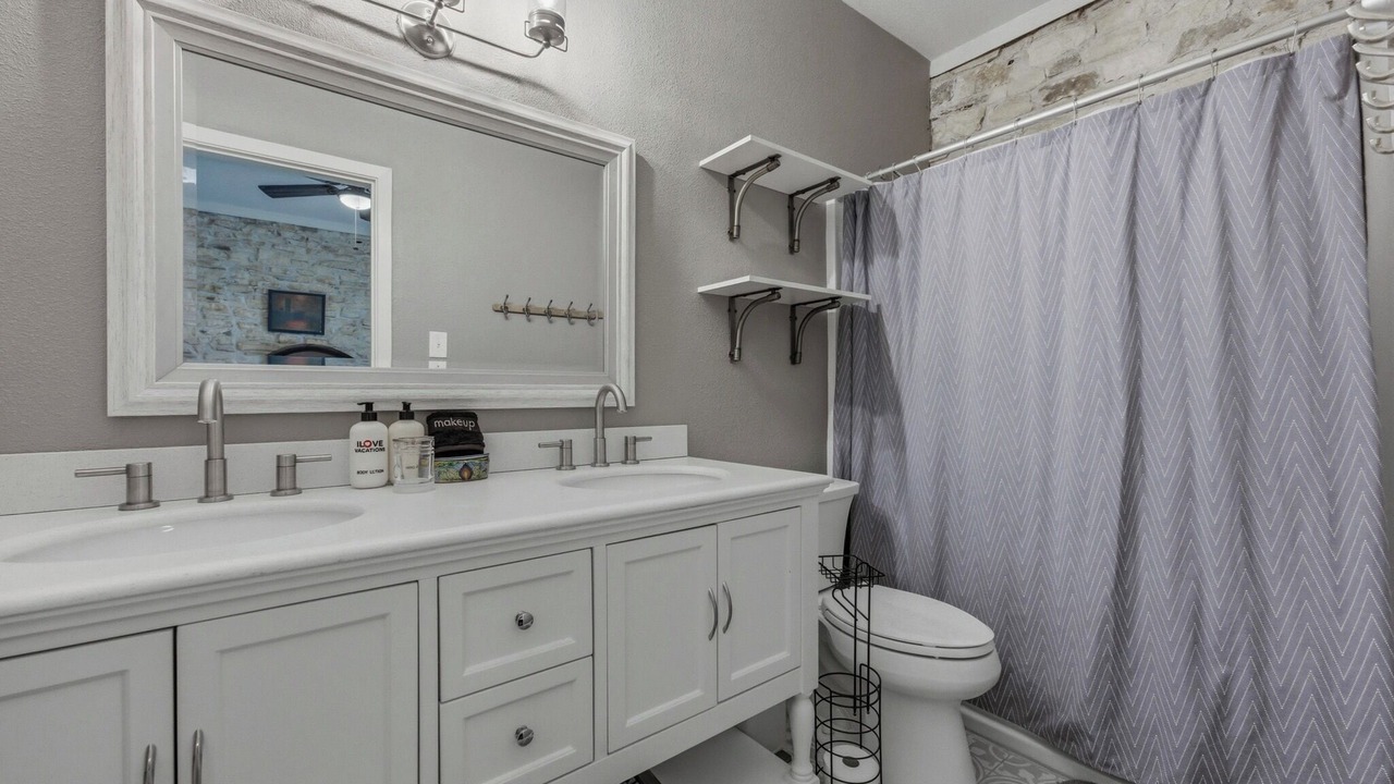 Photo of Bathroom in Dripping Springs