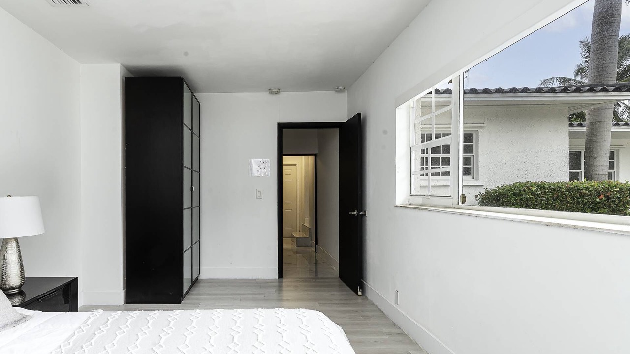 Photo of Bedroom in Harbor Beach